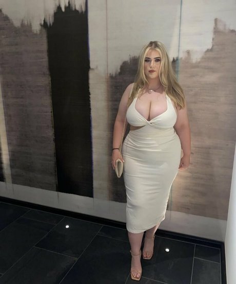 Grace Marie Brown onlyfans post