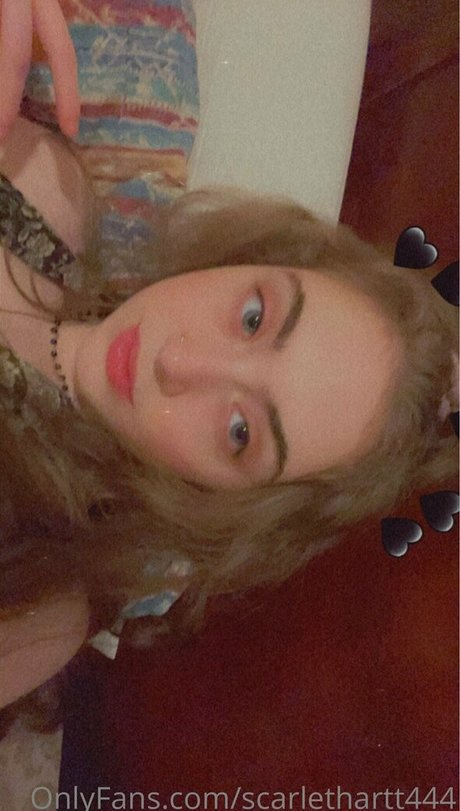 scarlethartt444 onlyfans nude pics