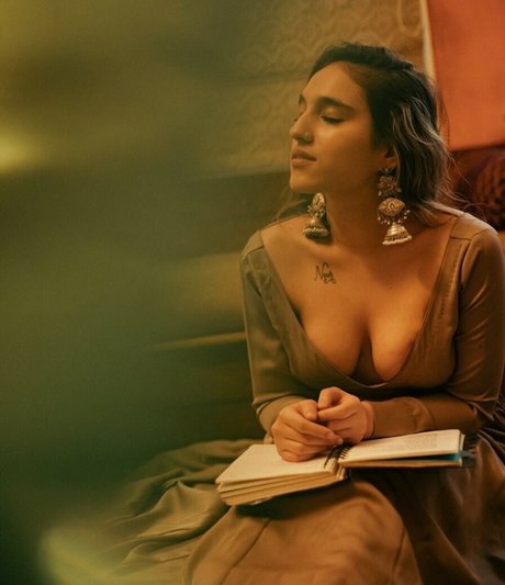 Deeksha Arora naked onlyfans