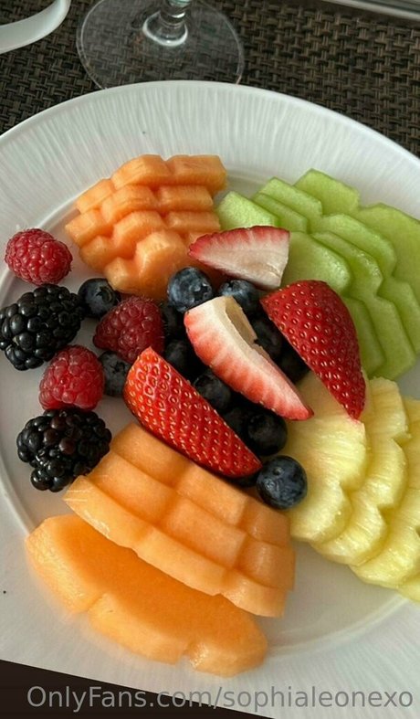 Sophialeonexo hot onlyfans