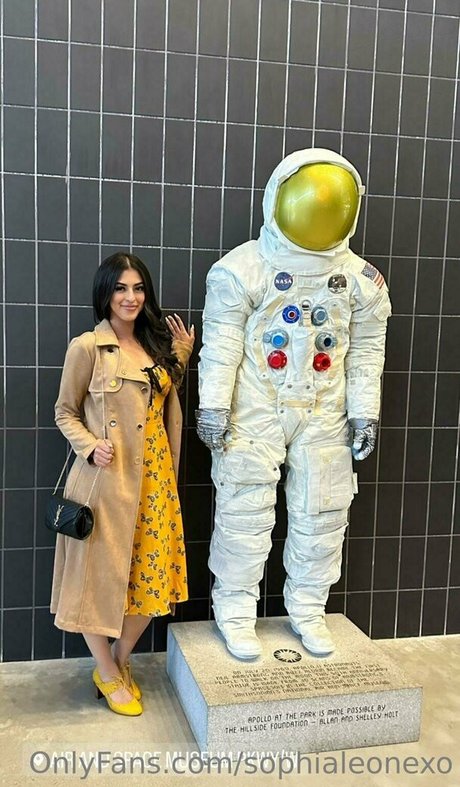 Sophialeonexo onlyfans nudes leak