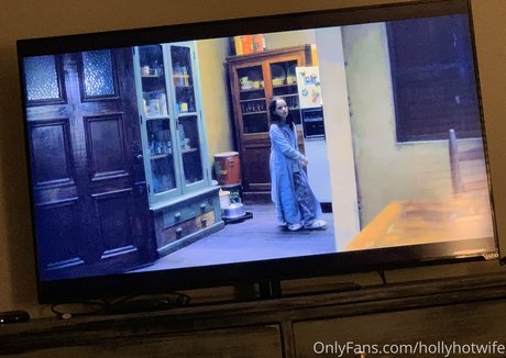 hollyhotwife leaked onlyfans sex