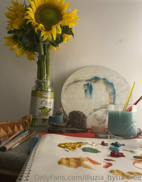 illuzia bytia free onlyfans public photos