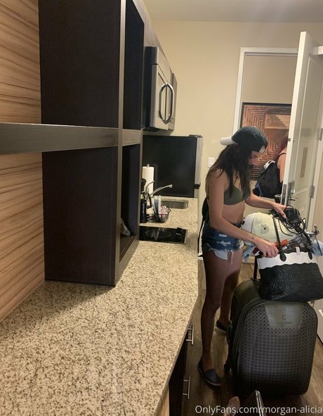 aliciaa starchild leak only fans