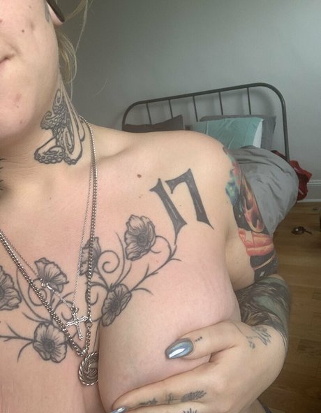 aliciaa starchild only fans photos