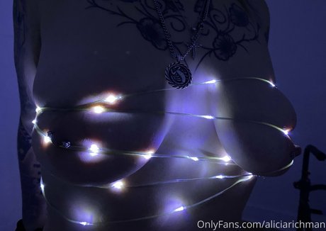 aliciaa starchild leaked onlyfans porn