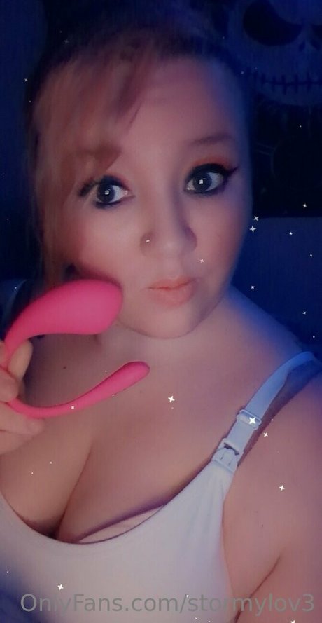 stormylov3 leaked onlyfans nude