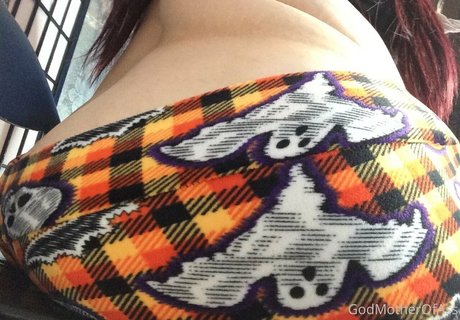 godmotherthegreatfree nude only fans