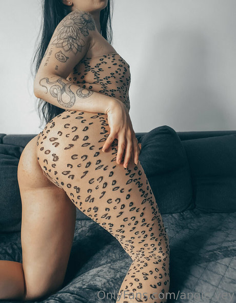 angie yey xxx onlyfans