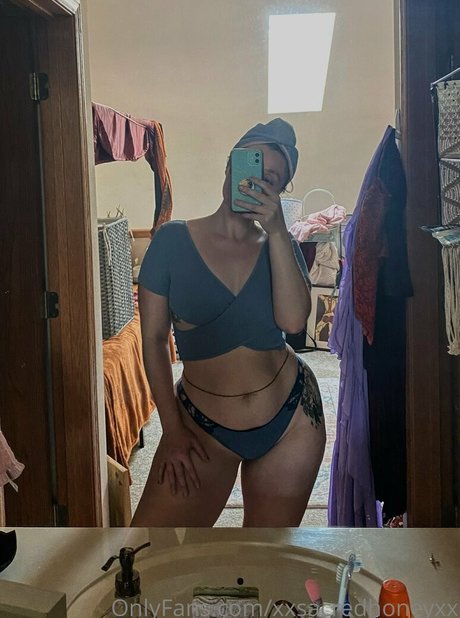 xxsacredhoneyxx leaks onlyfans porn