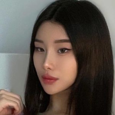 Mari Bambei nude only fans