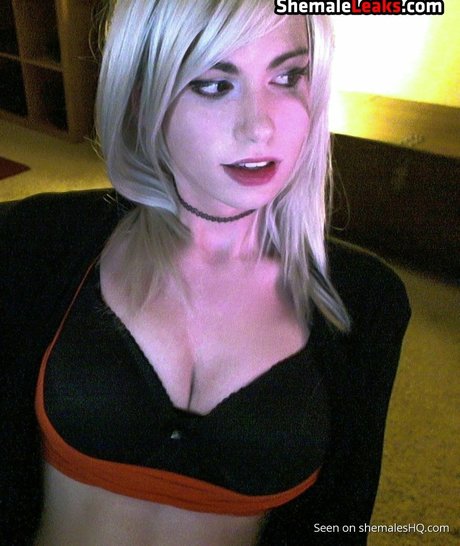 Kalindra Chan onlyfans public photos