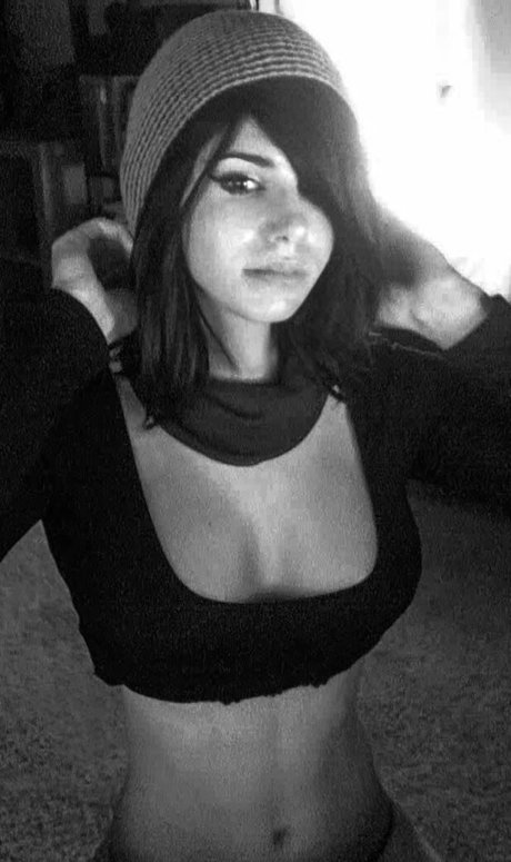 Kalindra Chan onlyfans leaked xxx