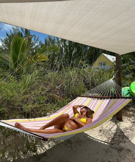 Abby Busick Profile pic