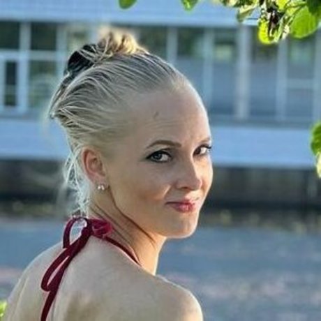 Milja Thureson onlyfans model images