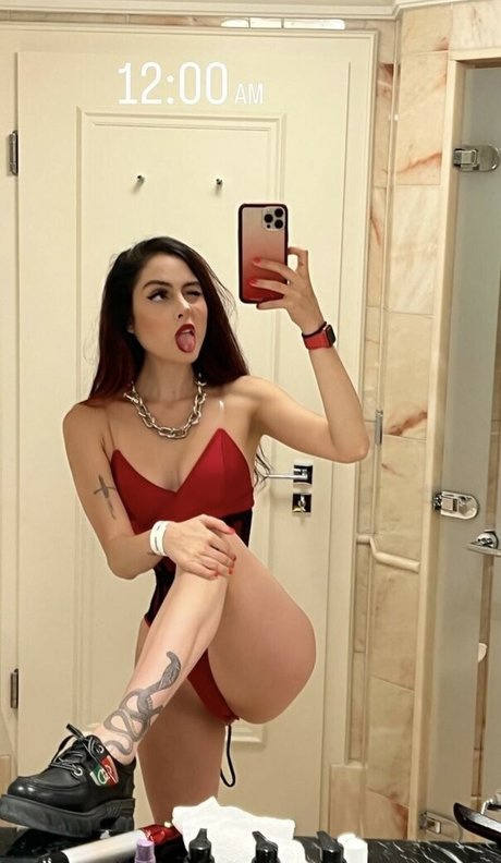 Maren Altman onlyfans leakes