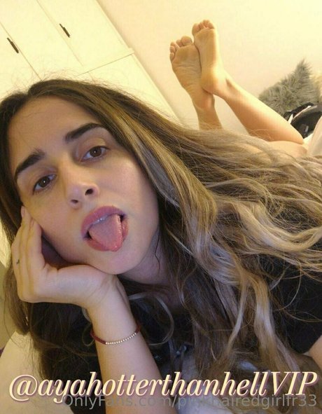 pinkhairedgirlfr33 onlyfans star