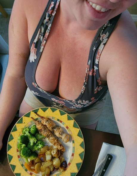 emmastoned420free onlyfans nude content