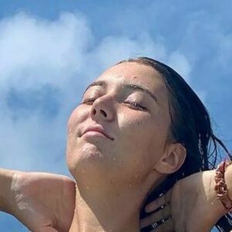 saturdaysierrasky onlyfans tits