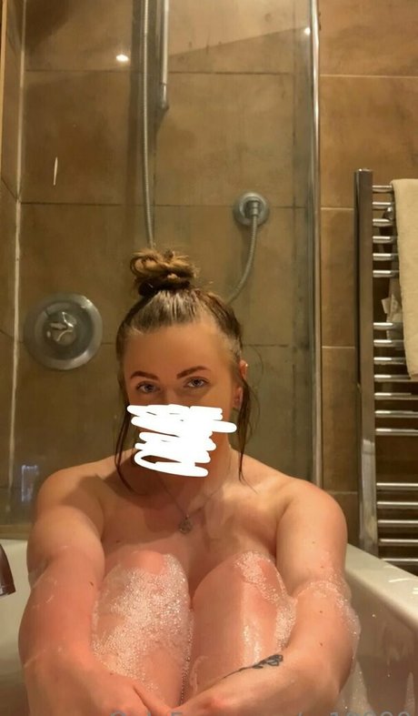 cr19990 onlyfans strip