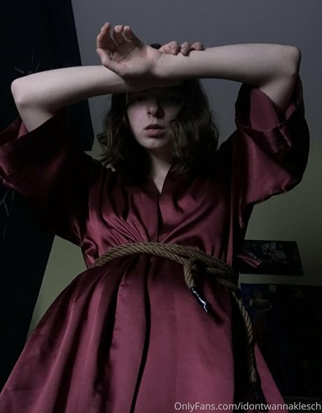 idontwannaklesch onlyfans sexy