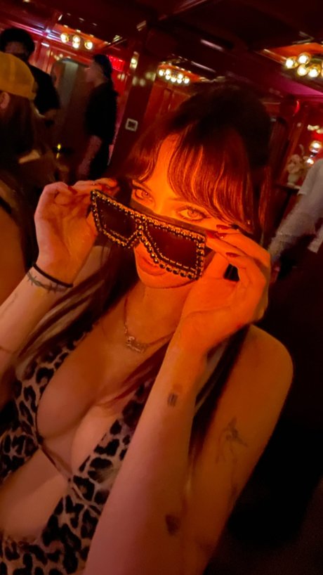 Olivia OBrien onlyfans model photos