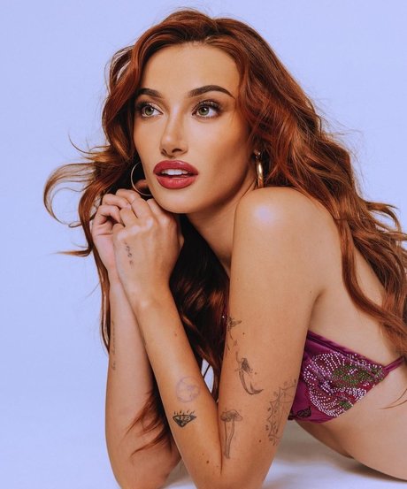 Olivia OBrien onlyfans sextape