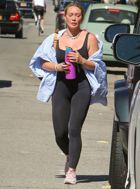 Hillary Duff nude only fans leaks