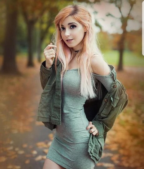 AnniTheDuck only fans xxx