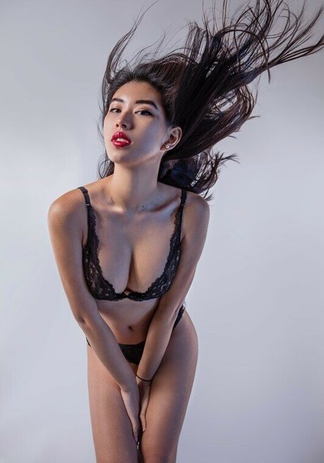 Fionaylin onlyfans nude pictures