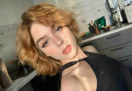 YourCoraRossi onlyfans leaks free