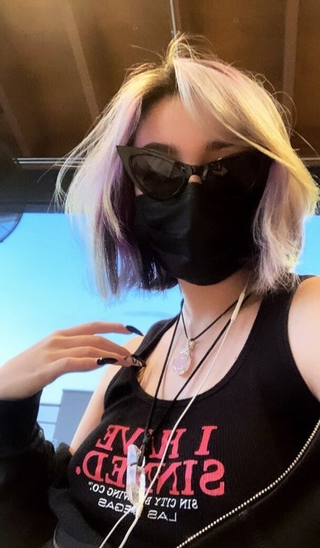 Chxrrychick only fans xxx