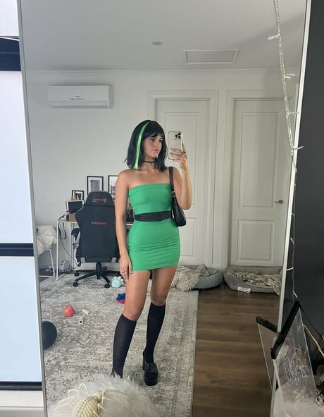 Develique onlyfans nide