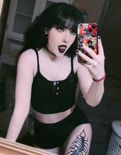 littl3missd00msd4y onlyfans images