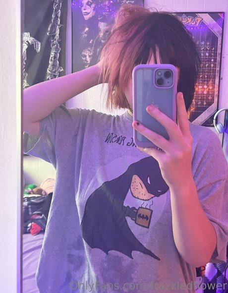 frazzledflower onlyfans nude pictures