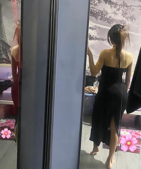 Lenny Emelda onlyfans leak