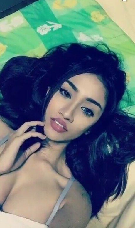 Lenny Emelda onlyfans strip