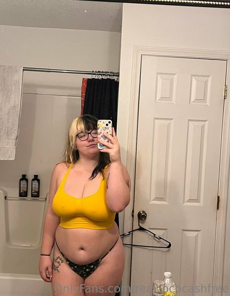 realcococashfree nudes onlyfans leak