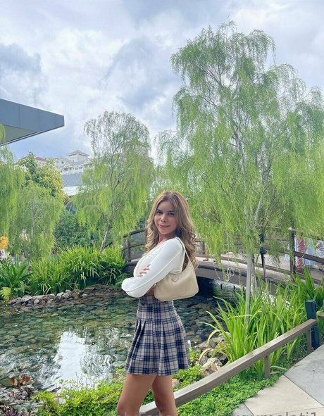 cikgumelati1 onlyfans naked leak