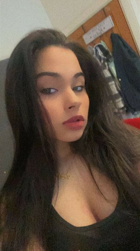 Laura Grover onlyfans nude