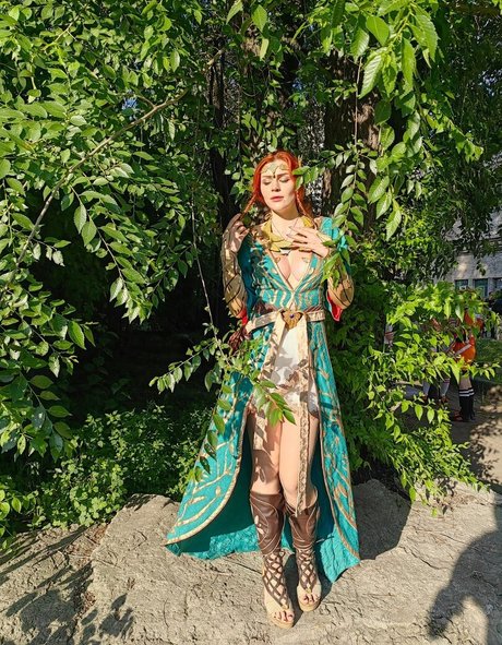 Anya Ichios onlyfans leak sex