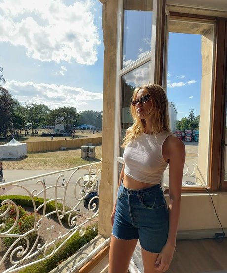 Angele Van Laeken sextape onlyfans