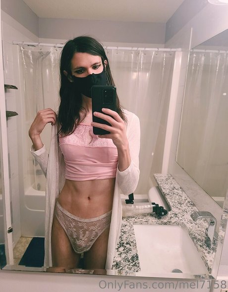Mel7158 leaks onlyfans