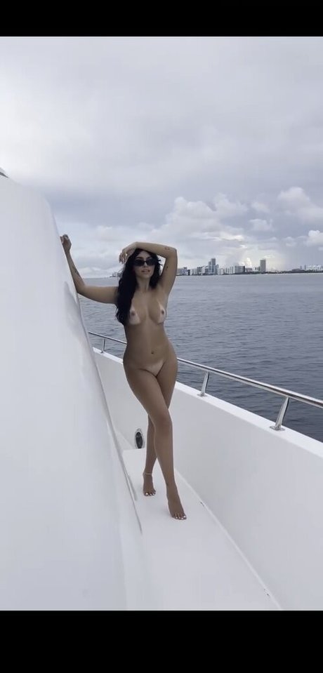 Claudia Tihan porn leaked onlyfans