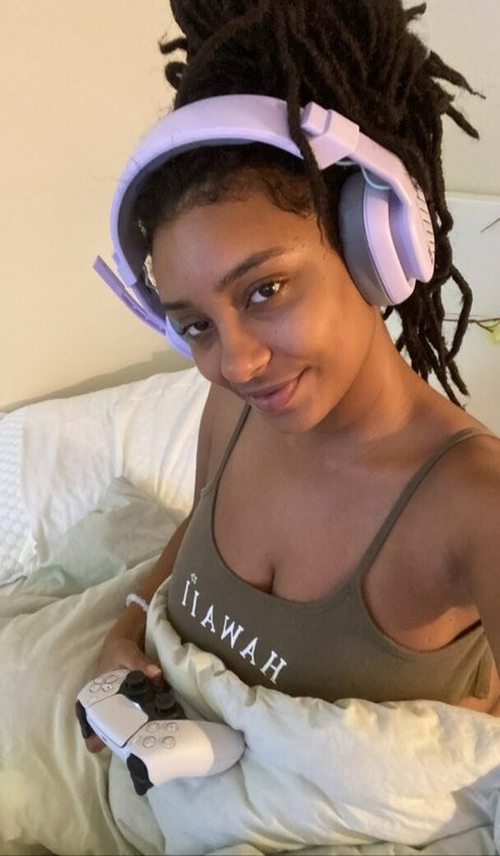 planterriah onlyfans topless