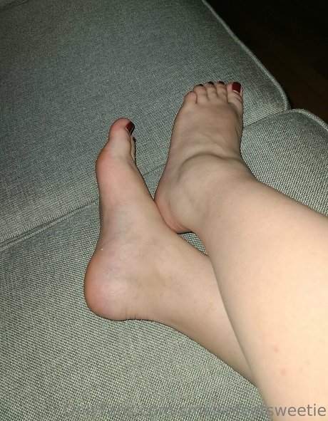 smelliefeetsweetie onlyfans leak