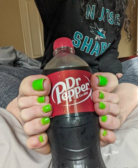 brandyelliott onlyfans leak ass