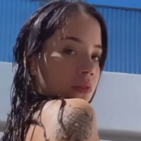 Manu Goncalves onlyfans nude leak