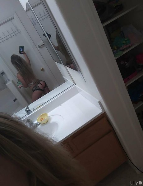 lillillylitxxx Profile pic