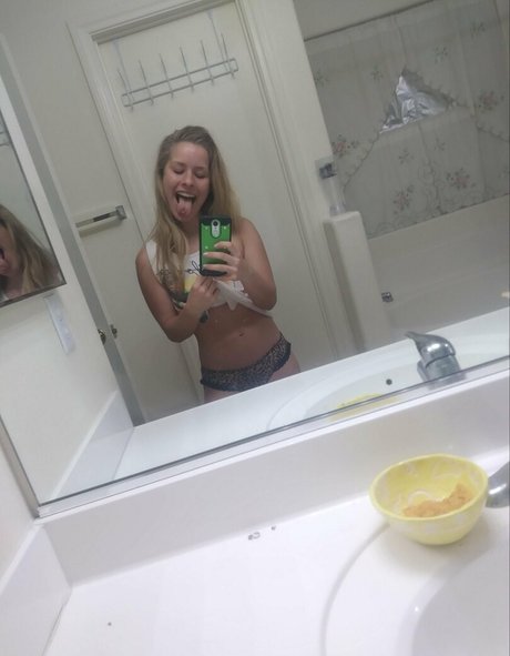 lillillylitxxx leaked onlyfans nude